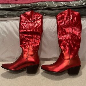 shiny metallic red cowgirl boots❤️